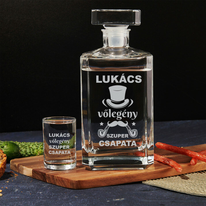 Vőlegény csapata - Üveg pálinkás dekantáló és kupicák készlete