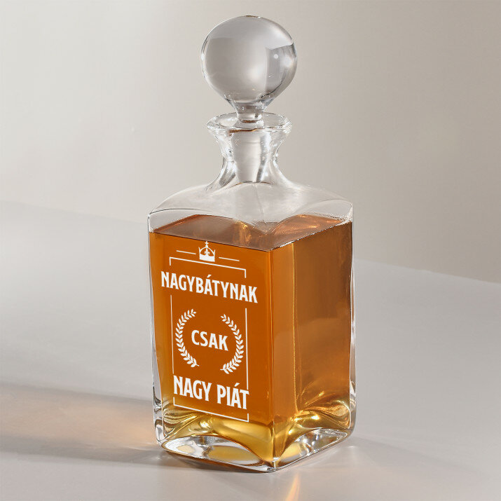 Nagybátynak csak nagy piát - Gravírozott whisky kancsó