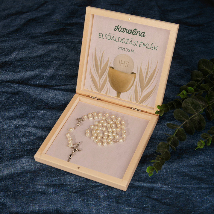 Elsőáldozási emlék - Rózsafüzer fadobozban