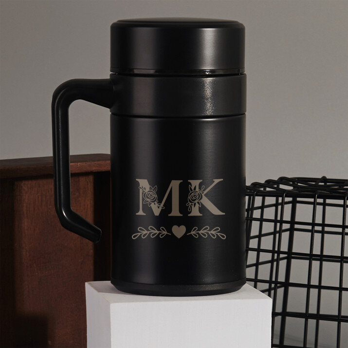 virágos kezdőbetűk - Termobögre füllel 400 ml