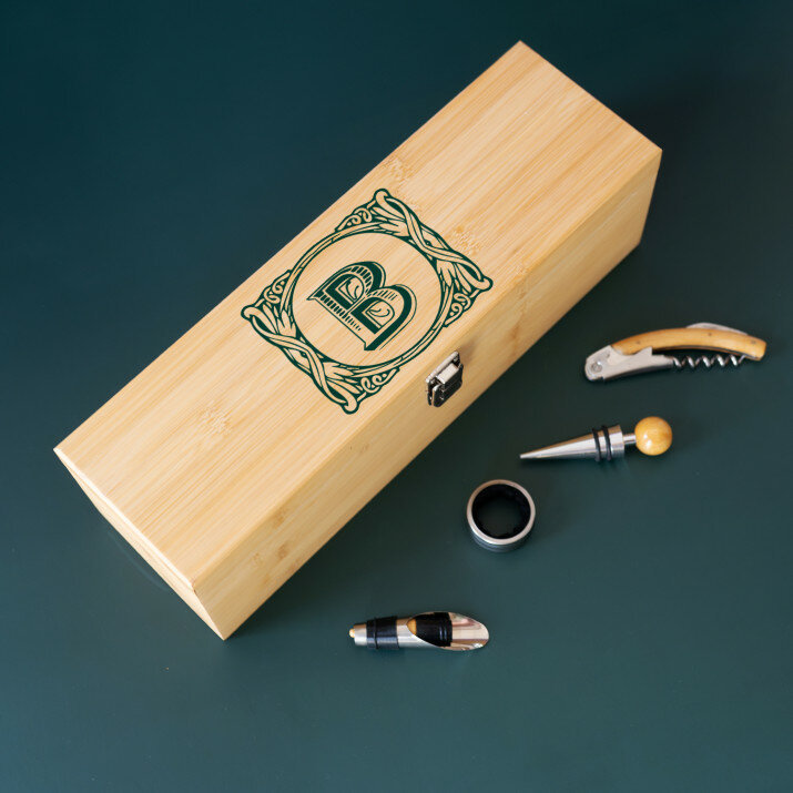 Monogram - Boros láda