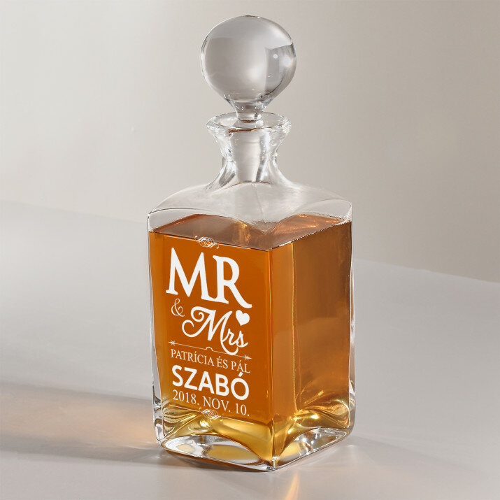 Mr mrs - Gravírozott whisky kancsó