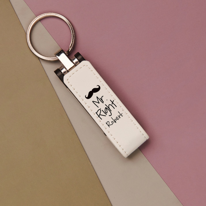 Mr.right - Pendrive bőr tokban