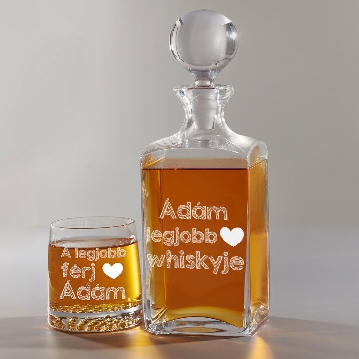 A legjobb whisky - Gravírozott whisky kancsó és poharak készlete