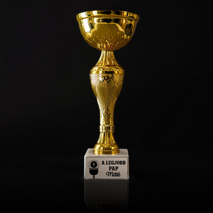 A legjobb pap - Aranykupa