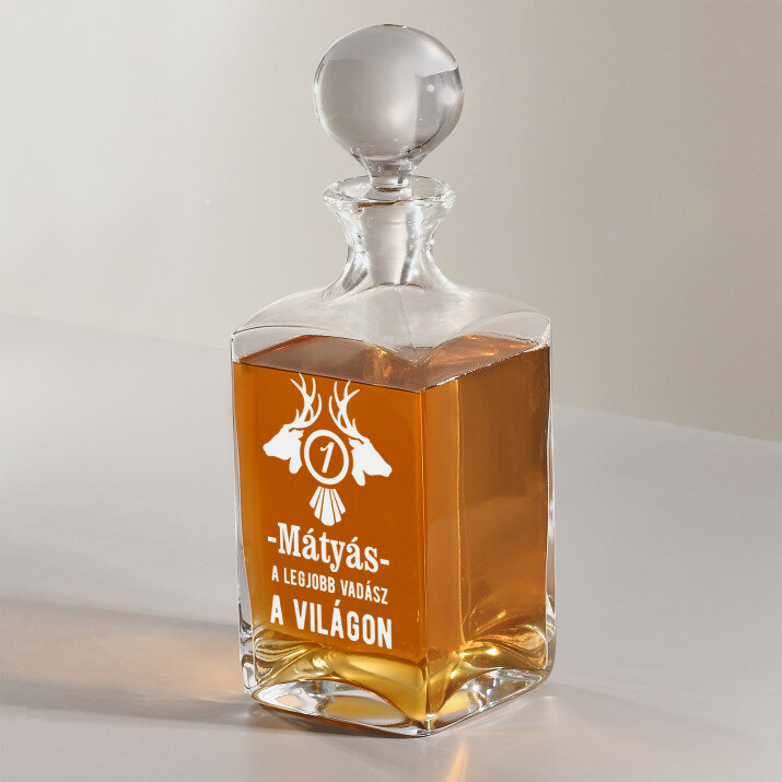 A legjobb vadász - Gravírozott whisky kancsó
