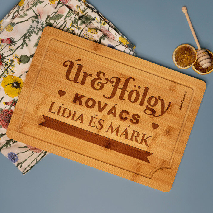 Kovács - Gravírozott bambusz vágódeszka