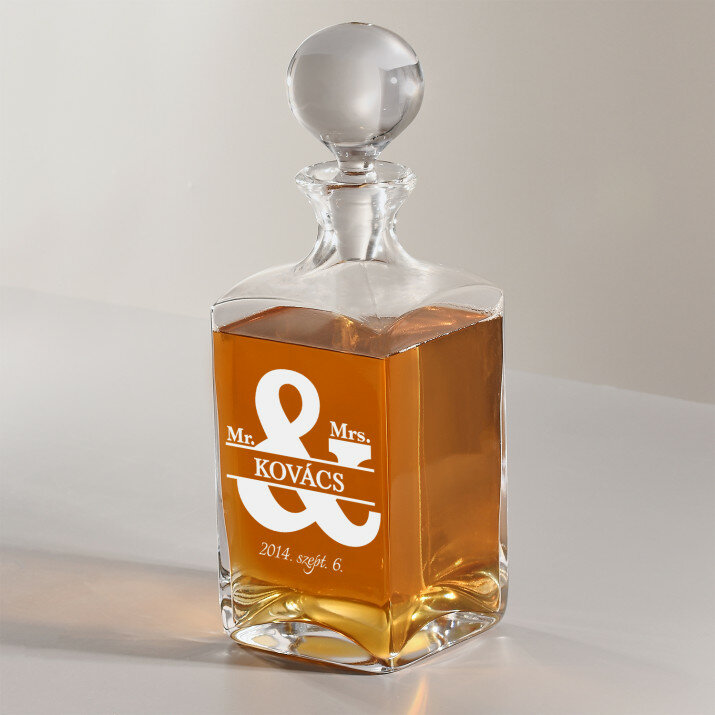 Kovácsék - Gravírozott whisky kancsó