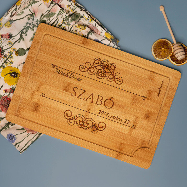 Család - Gravírozott bambusz vágódeszka