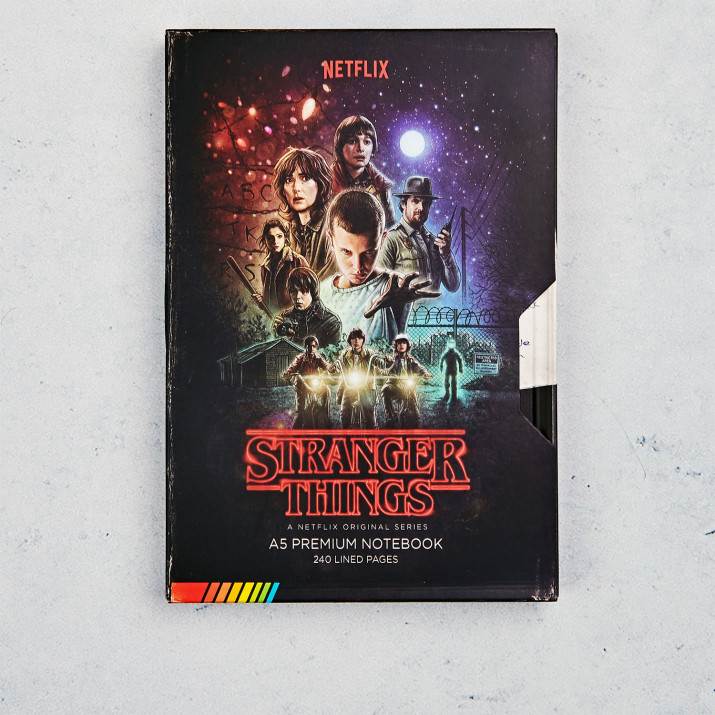 Stranger Things Jegyzetfüzet A5 VHS
