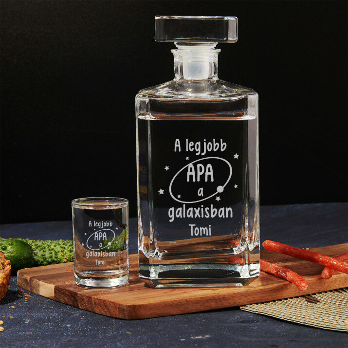 Apa a galaxisban - Üveg pálinkás dekantáló és kupicák készlete