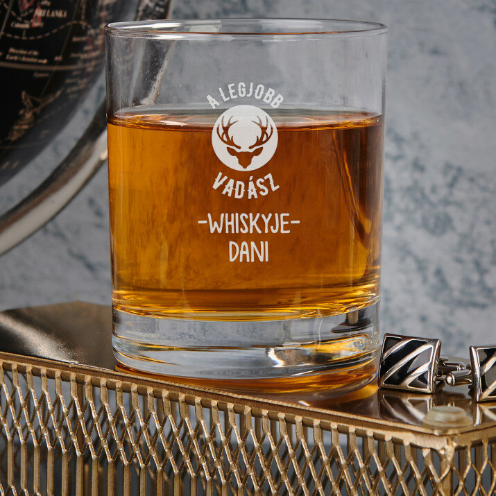 A legjobb vadász - Whiskys pohár
