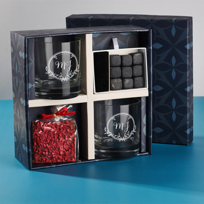 Ajándékkészlet whiskys poharakka Egy barátnak