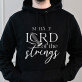 Lord of the strings - Fekete kapucnis pulóver férfiakna