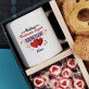 Ajándékkészlet bögrével és plüssmackóval Valentin napra